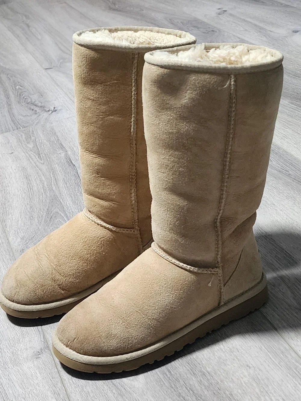UGG classic tall